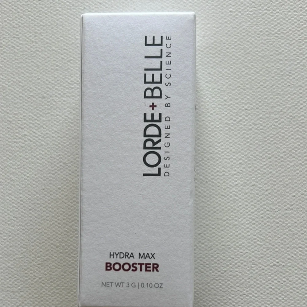 New Never Opened Lorde + Belle Hydra Max Booster MSRP $59 (E3)